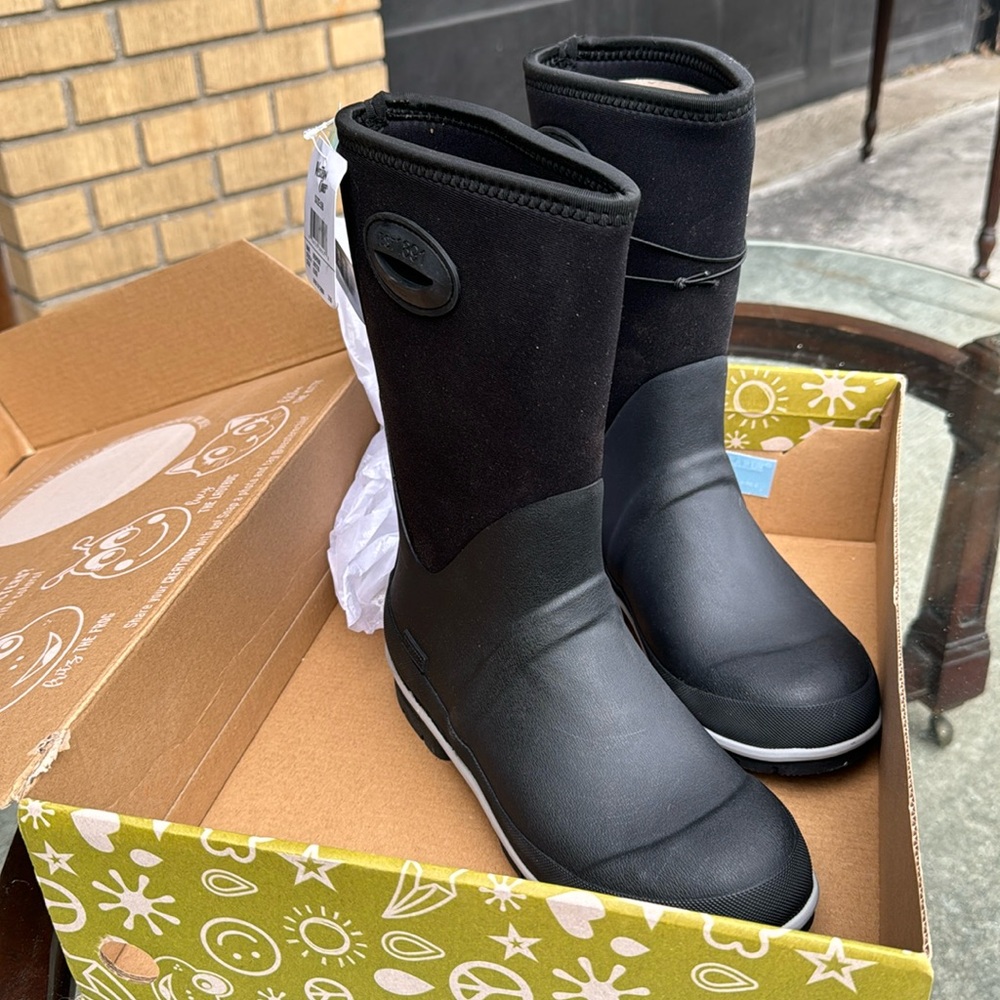 Kids Size 5 All Weather Boots